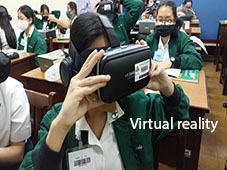 Virtual reality - (Ada 2 foto)