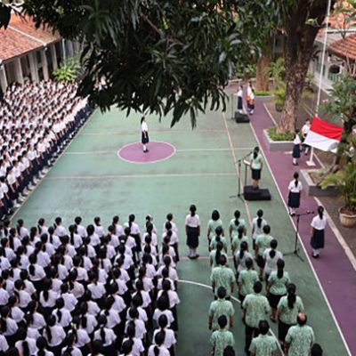 UPACARA BENDERA dalam rangka Hari Kartini